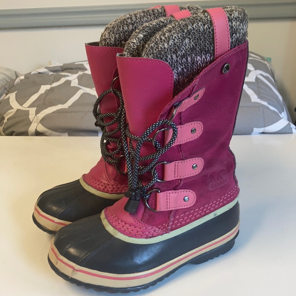 Sorel youth Joan of Arc pink leather boots